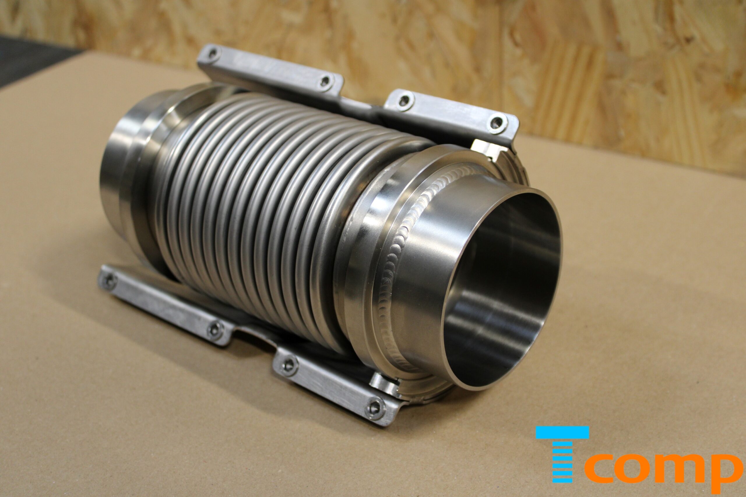 Metal expansion joints